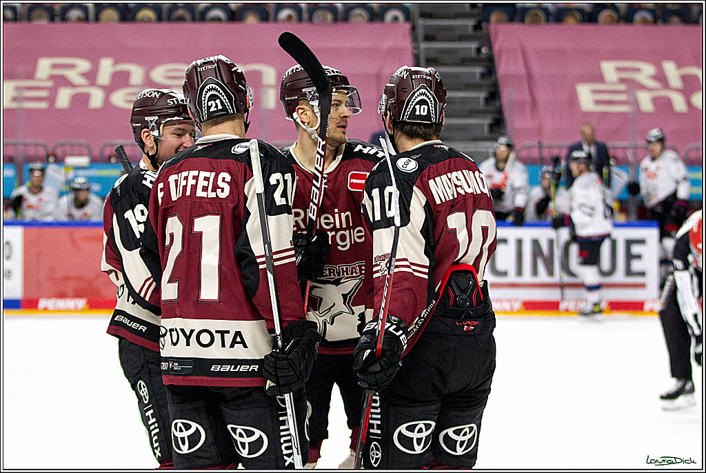 PENNY DEL;  Koelner Haie - Nuernberger Ice Tigers; Koeln, 25.03.2021